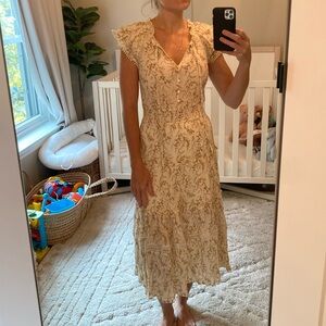 Moon River XS Neutral Floral Midi Dress (great teacher outfit)